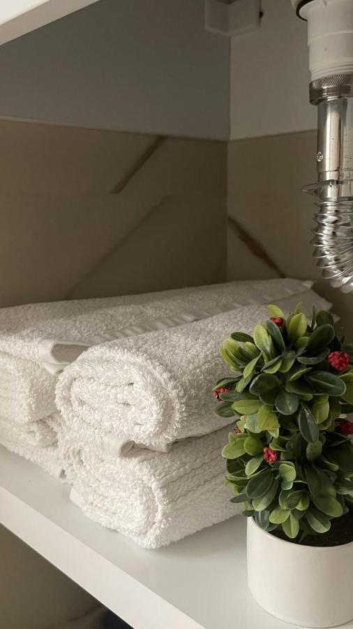 Hotel Ms Саранде Екстериор снимка